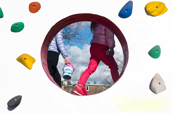 【9月22日頭條】荷蘭“荒野生存”兒童游樂場景觀設計