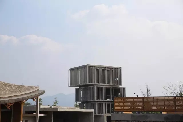 王澍「富春山居圖」誕生地造了一座美術(shù)館：富春山館