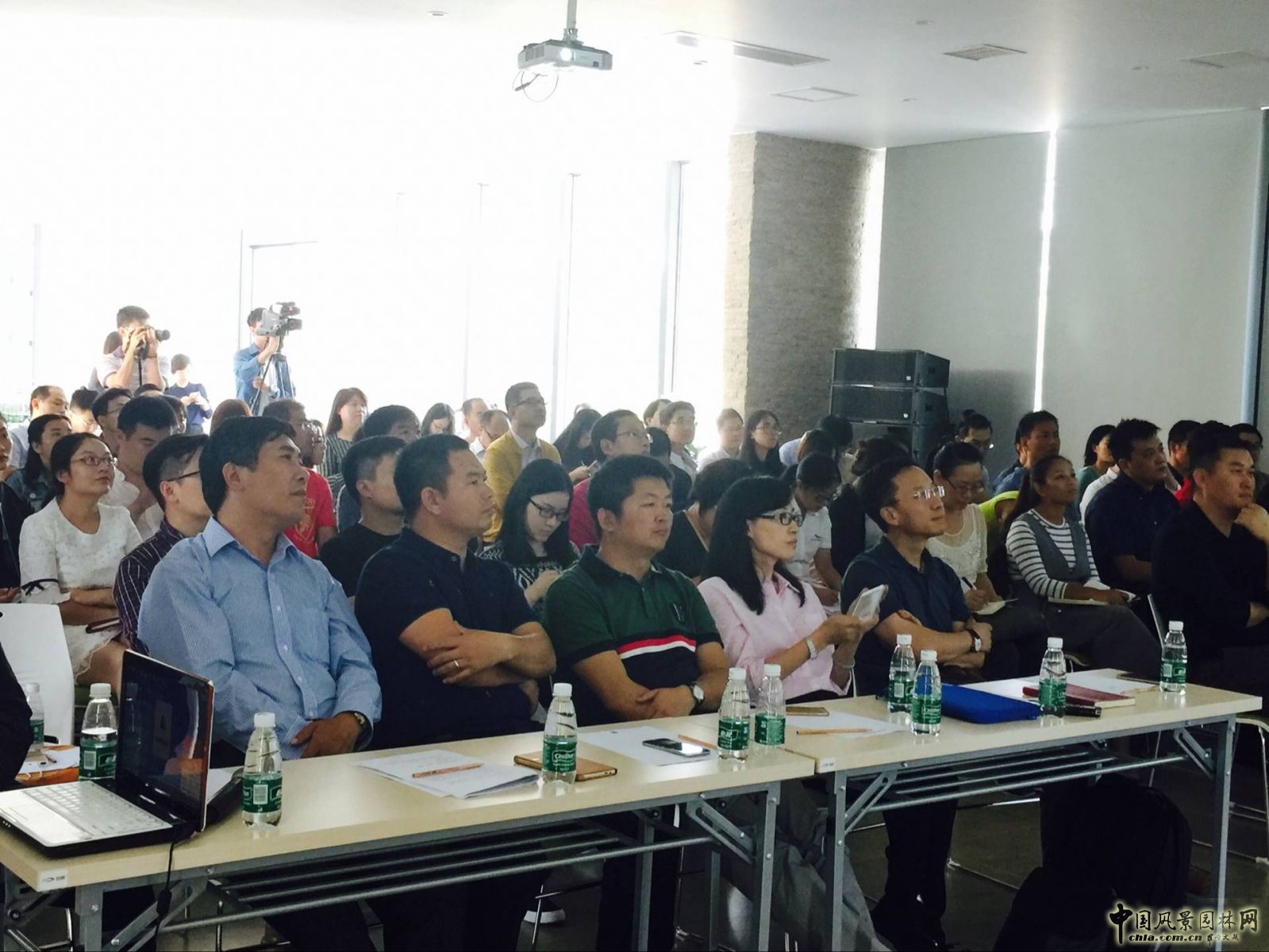 國(guó)際景觀師詹姆斯.希契莫夫?qū)n}講座在北京舉辦