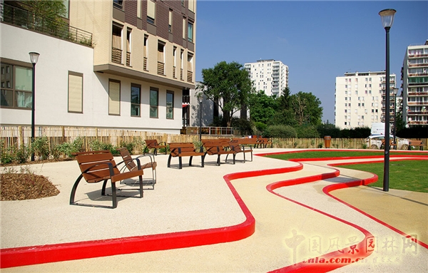 【周二頭條】法國(guó)阿爾福維爾兒童游樂(lè)場(chǎng)景觀賞析