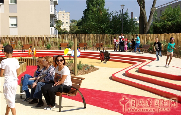 【周二頭條】法國阿爾福維爾兒童游樂場景觀賞析