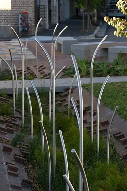 不銹鋼材料做景觀也高顏值