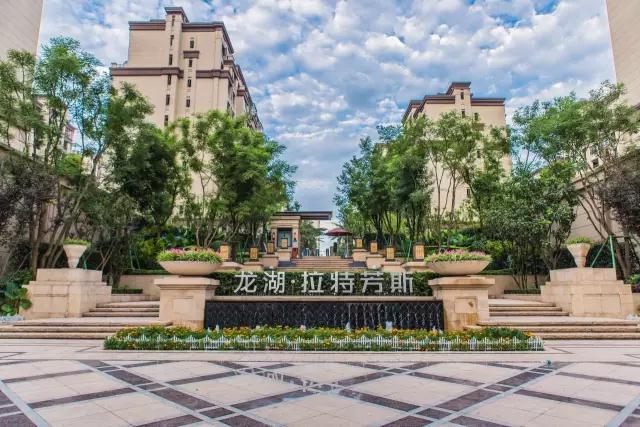 樸喬景觀：重慶龍湖·拉特芳斯項(xiàng)目