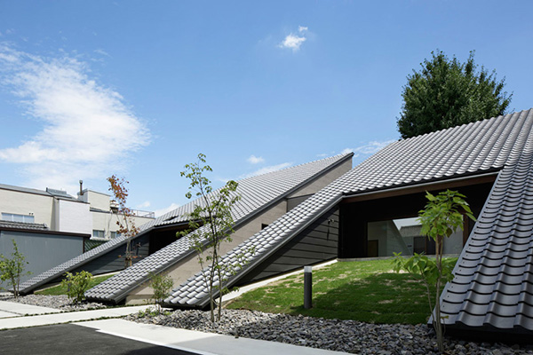 TSC設計事務所作品:位于日本的磚表皮楔形牙科診所