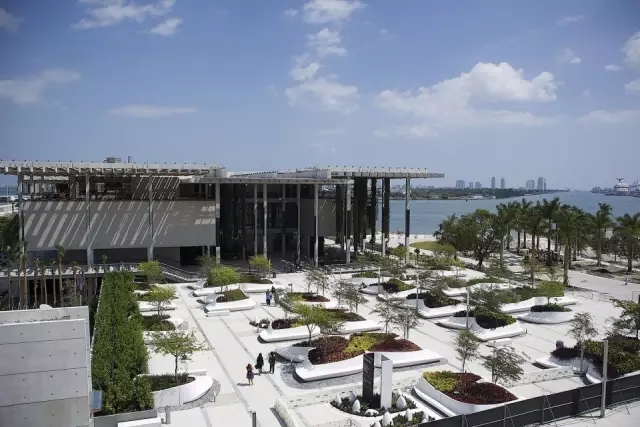 關于樹池設計五個經典案例