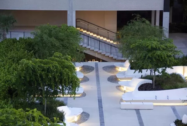 關于樹池設計五個經典案例