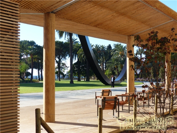 米歇爾·貝納作品：尼斯帕爾龍濱河道景觀