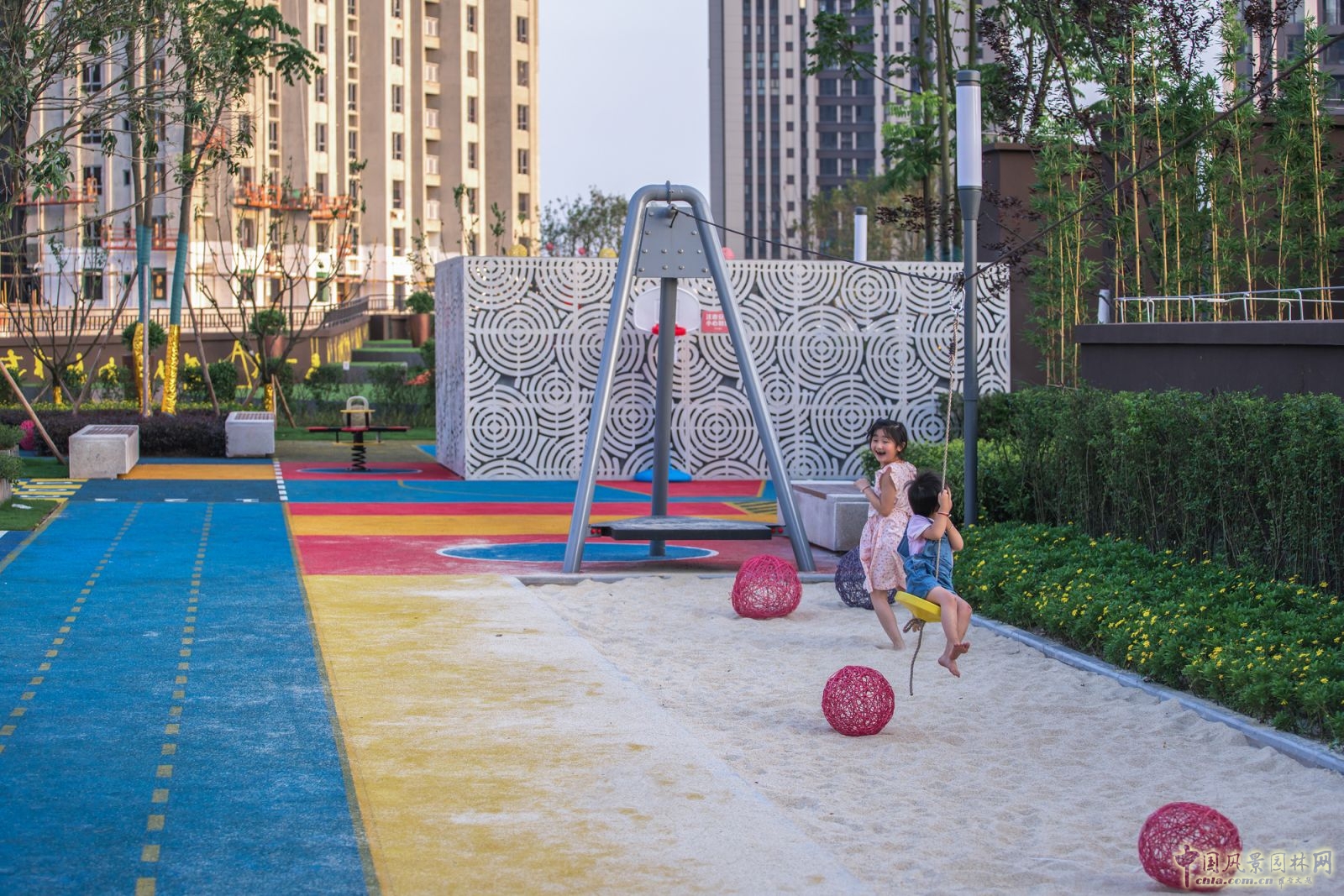 2016園冶杯專業獎參賽項目：龍湖U城天街屋頂花園