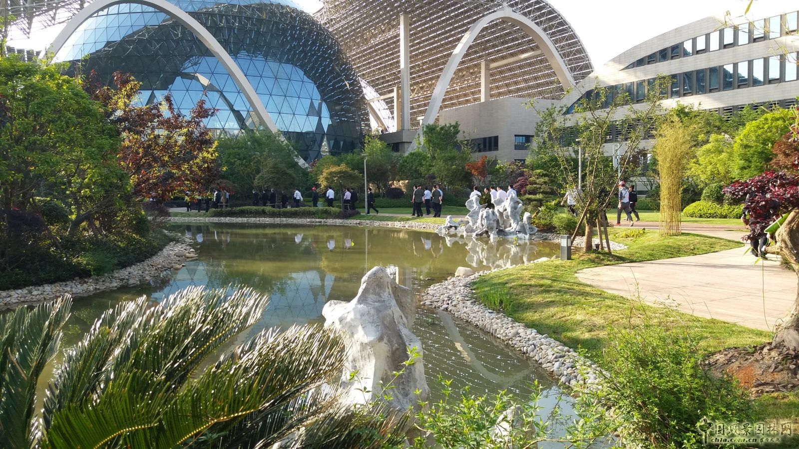 2016園冶杯專業獎參賽項目：杭州國際博覽中心屋面園林綠化工程