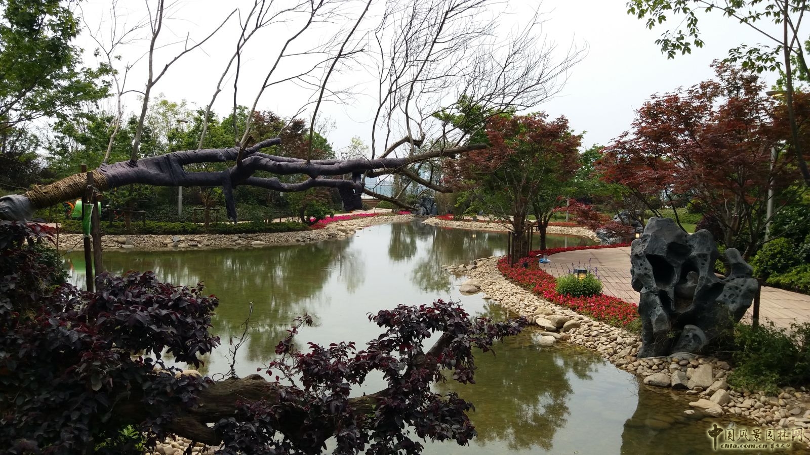 2016園冶杯專業(yè)獎參賽項目：杭州國際博覽中心屋面園林綠化工程