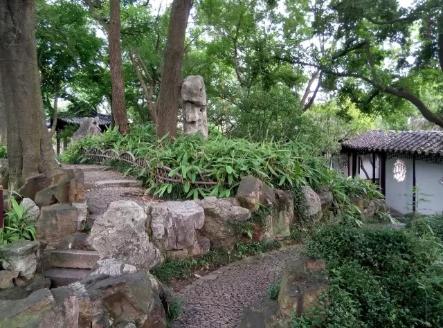 滄浪亭——內(nèi)外皆園