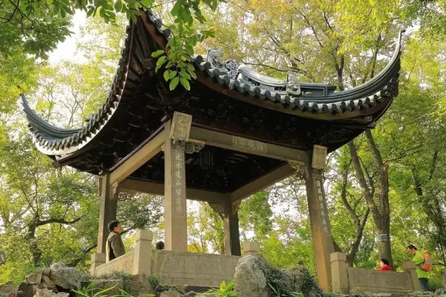 滄浪亭——內(nèi)外皆園