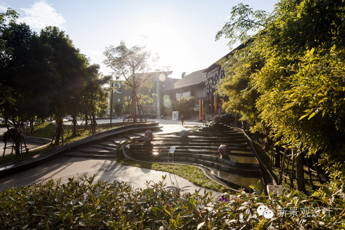 廣場(chǎng)案例：泰國(guó)清萊，山地購(gòu)物廣場(chǎng)