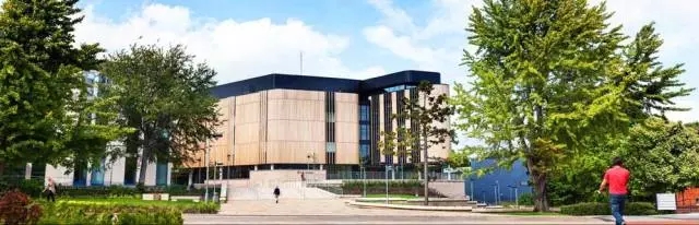 校園廣場案例:南安普頓大學(xué)JUBILEE廣場