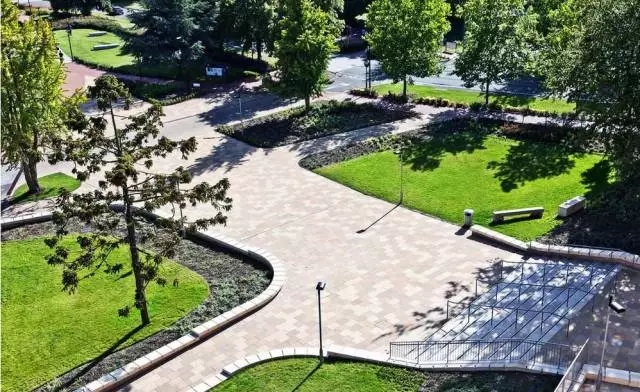 校園廣場案例:南安普頓大學(xué)JUBILEE廣場