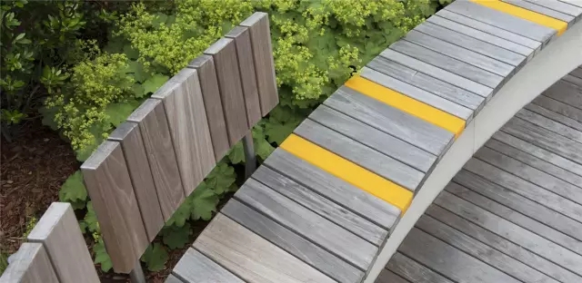 校園廣場案例:皇家墨爾本理工大學大草坪