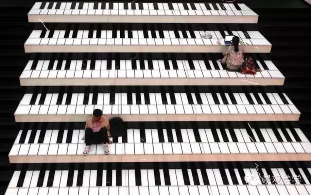 用不同景觀臺階的形態表達不同的景觀概念