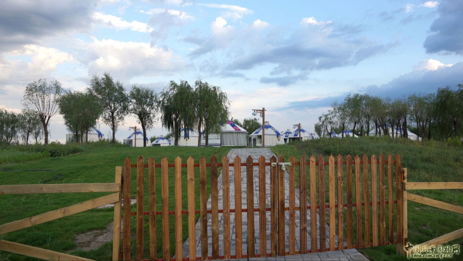 2016園冶杯項目:塔拉艾木格酒店及景觀設計方案