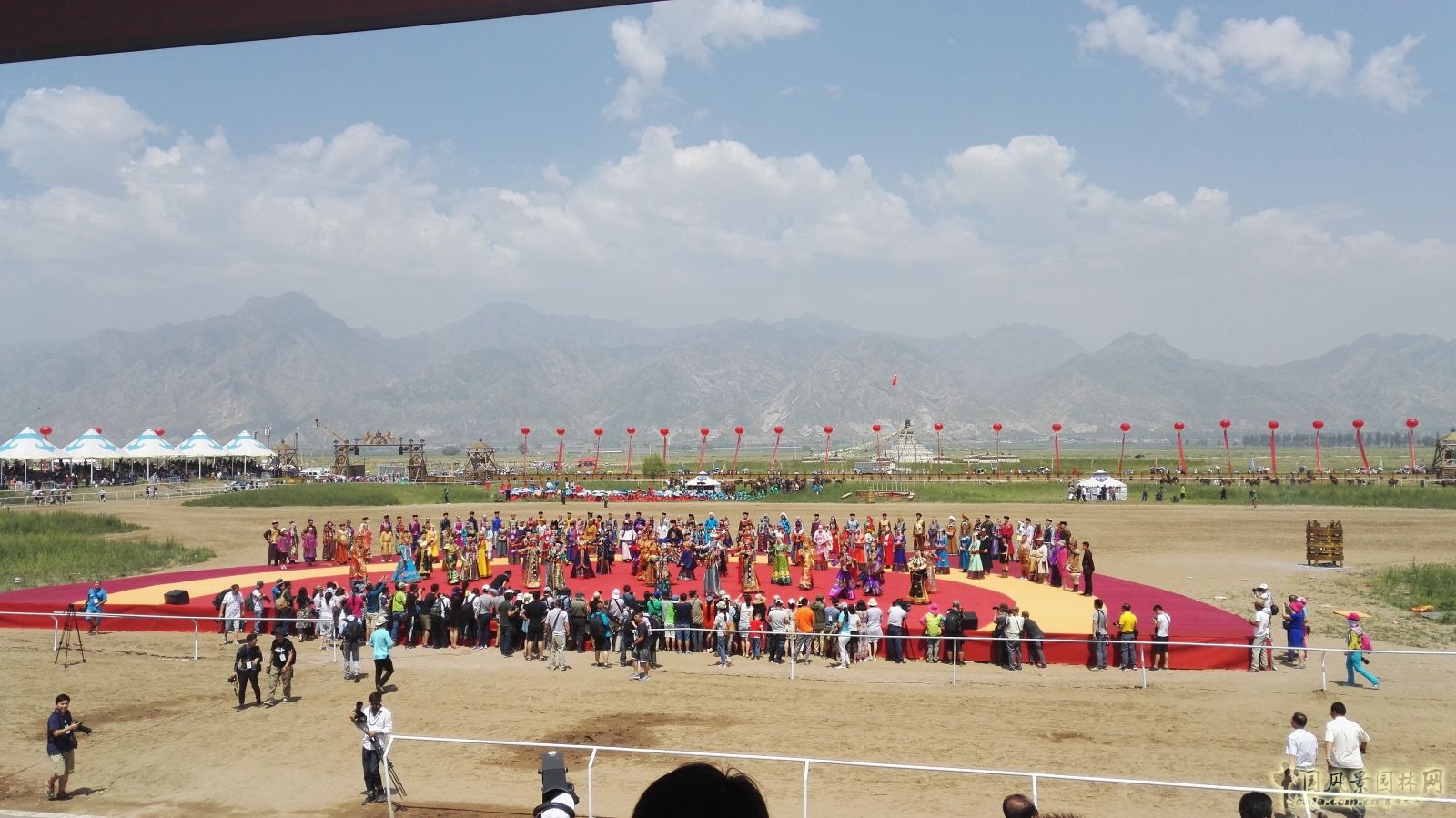 2016園冶杯專業(yè)獎(jiǎng)參賽項(xiàng)目:敕勒川草原文化演藝廣場(chǎng)設(shè)計(jì)方案