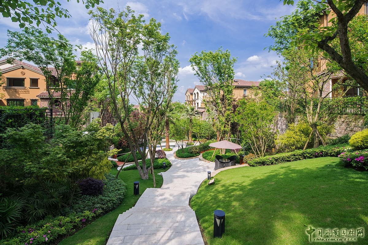 2016園冶杯專業(yè)獎(jiǎng)參賽項(xiàng)目:龍湖·兩江新宸