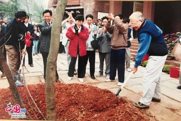 峨眉山-樂山大佛成功申遺20周年