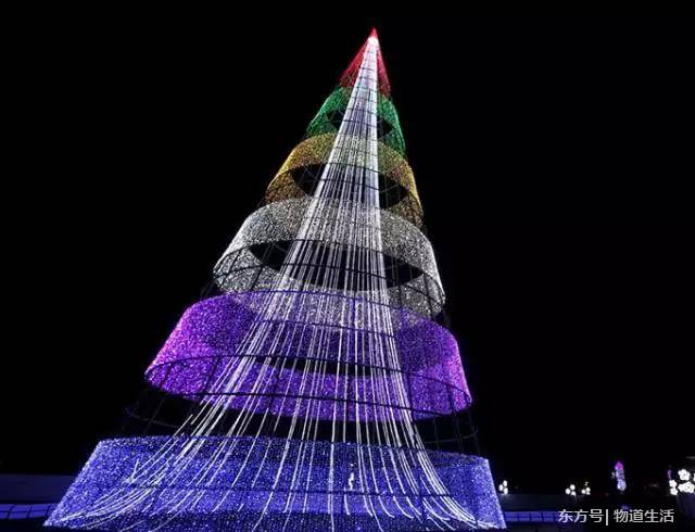 圣誕節(jié)即將到來 盤點世界各地最美圣誕樹