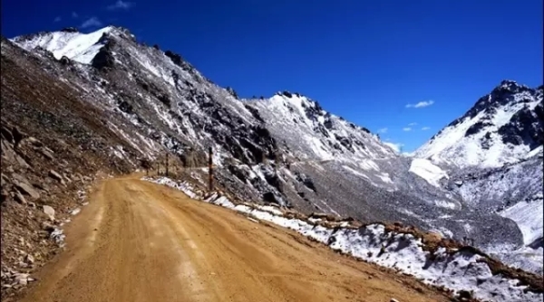 風景如畫的道路景觀