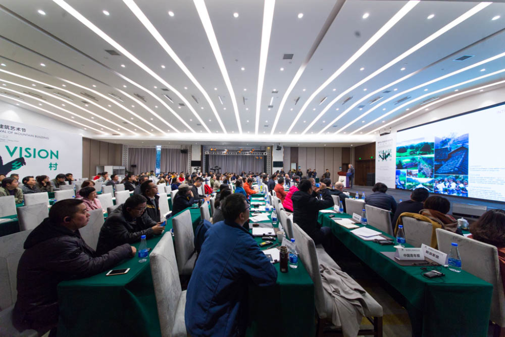 樓納國際山地建筑藝術節在樓納成功舉辦