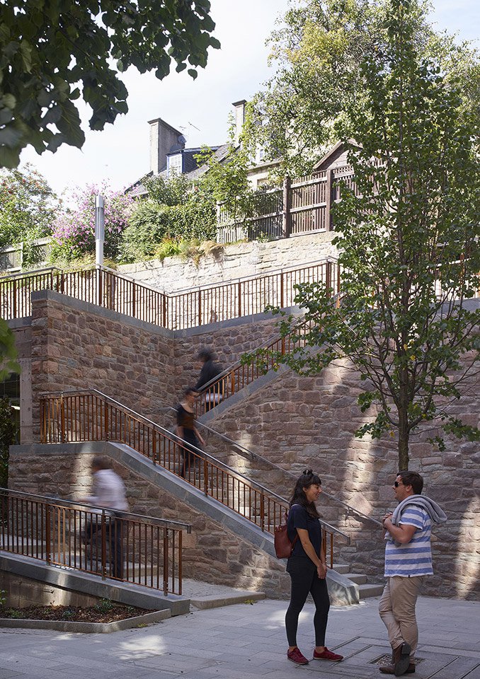 愛(ài)丁堡大學(xué):地方特色和歷史文化的碰撞