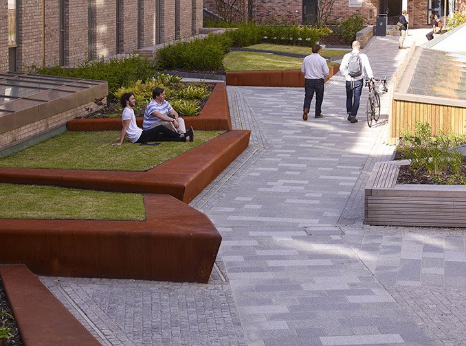 愛(ài)丁堡大學(xué):地方特色和歷史文化的碰撞