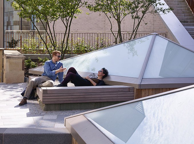 愛(ài)丁堡大學(xué):地方特色和歷史文化的碰撞