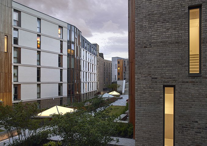 愛(ài)丁堡大學(xué):地方特色和歷史文化的碰撞