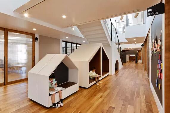 幼兒園不是游樂場,也不需要五顏六色