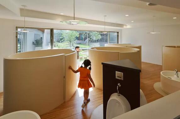 幼兒園不是游樂場,也不需要五顏六色