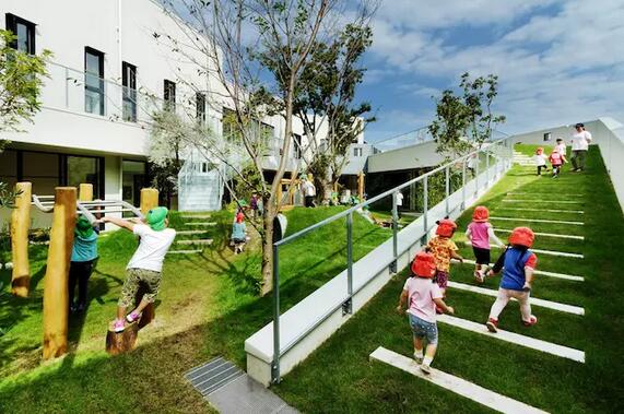 幼兒園不是游樂場，也不需要五顏六色