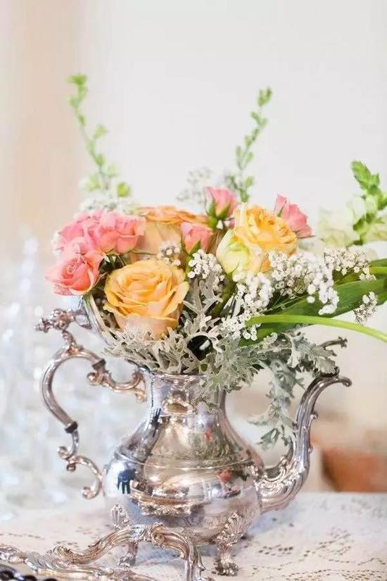 所有器具都能讓你的花藝很時(shí)髦