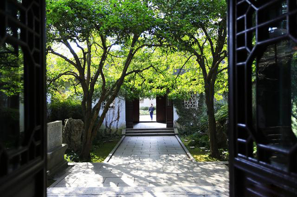 始建于明代的江南園林 寄暢園