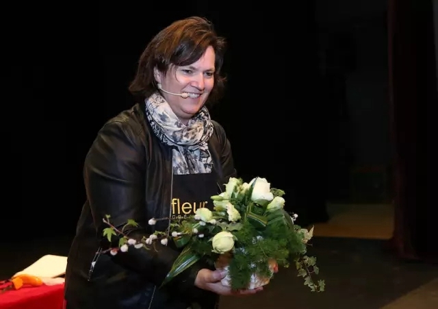 比利時花藝大師在浙江海寧市舉辦插花講座