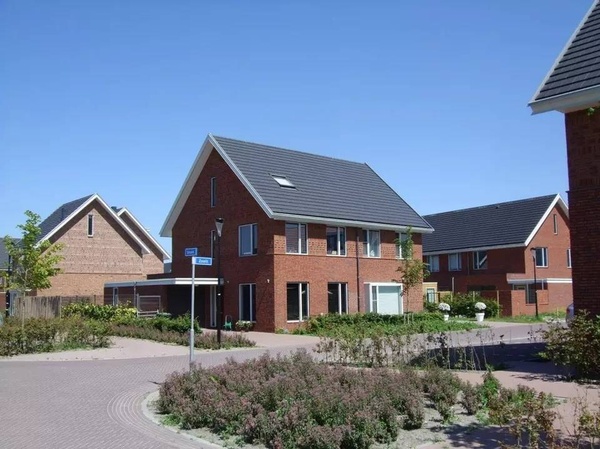 荷蘭小鎮(zhèn)的趣味開放空間