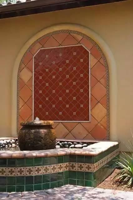 園林水景設(shè)計(jì)營造出浪漫情趣