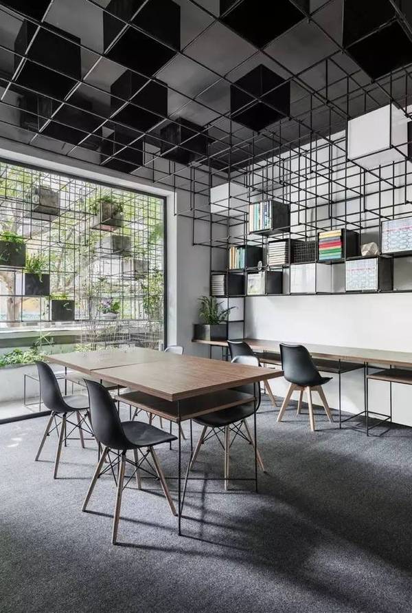 城市生態陽臺辦公空間設計