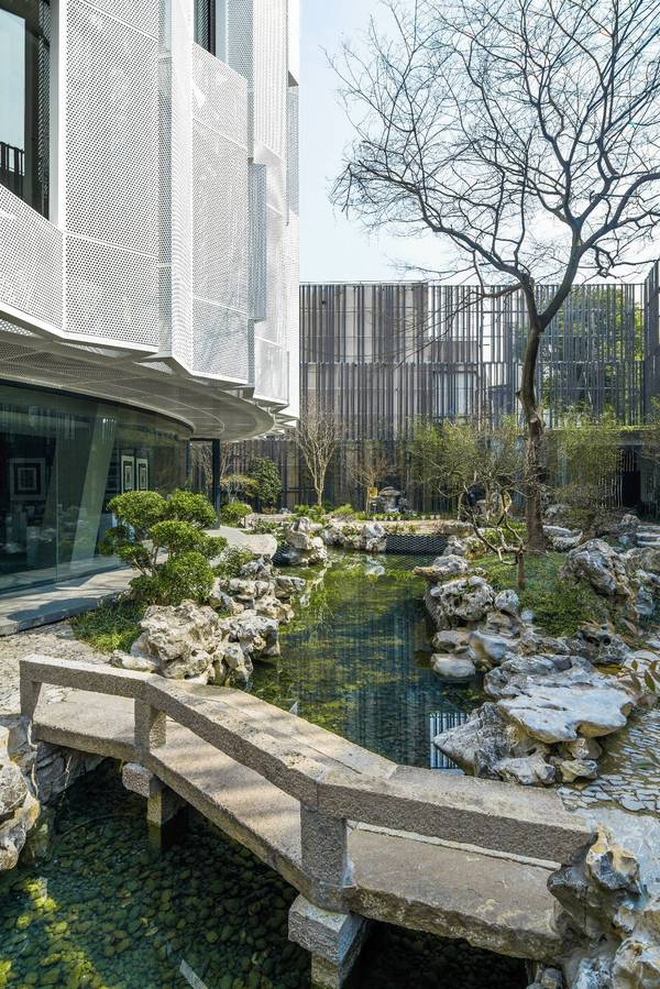 現(xiàn)代建筑與古典園林的結(jié)合