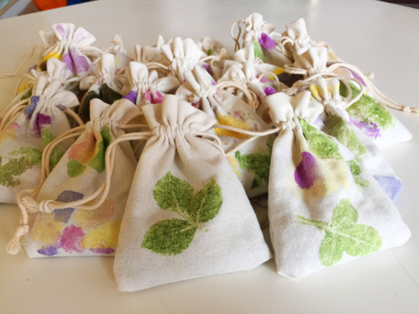 古老的草木拓印，留住植物最美的一刻