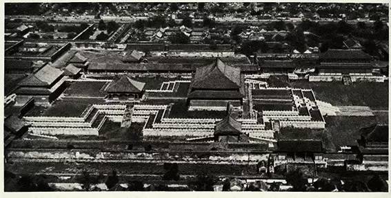 一個德國飛行員鏡頭下的中國1933—1936