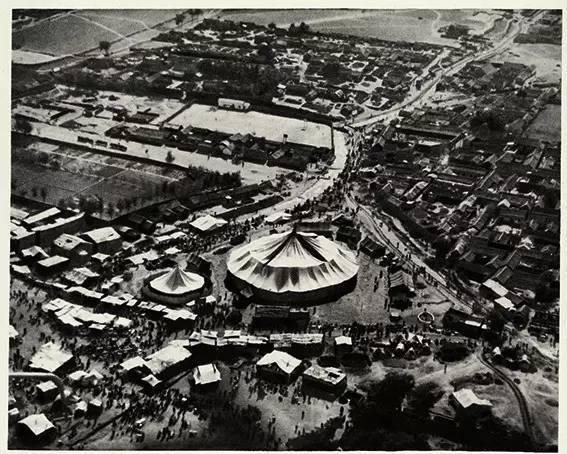 一個德國飛行員鏡頭下的中國1933—1936