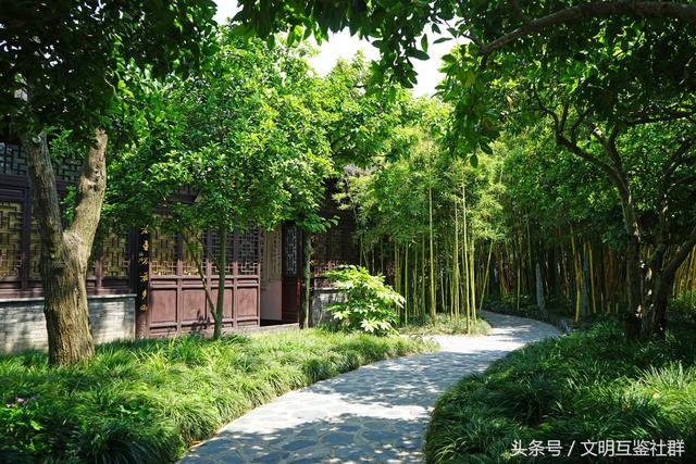 中國四大名園之一：個園