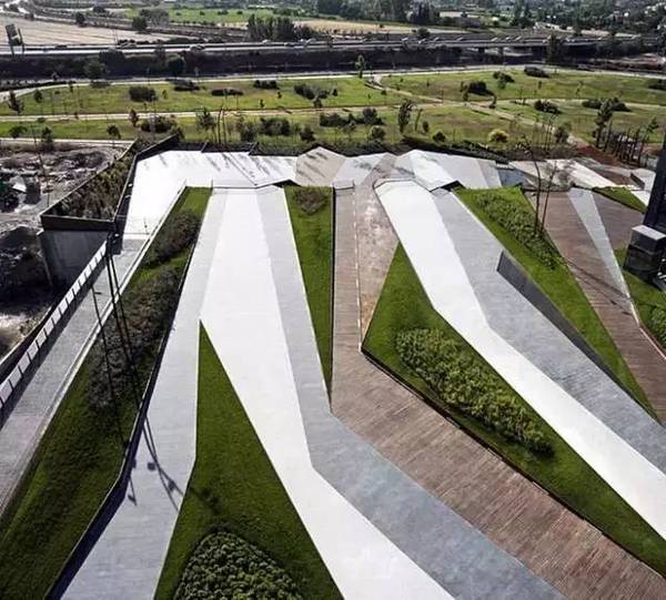 淺議平面構(gòu)成在園林設(shè)計(jì)中的應(yīng)用