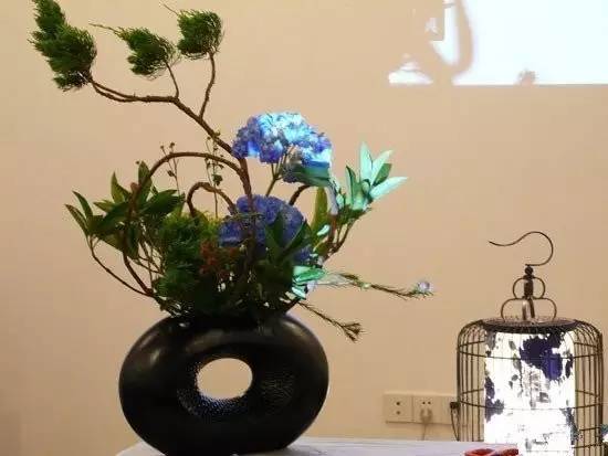 東方插花三大原則,構(gòu)圖表現(xiàn)形式和十三要訣