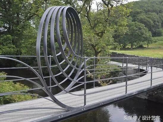 創(chuàng)意橋梁設(shè)計(jì)帶來(lái)獨(dú)特的城市風(fēng)景