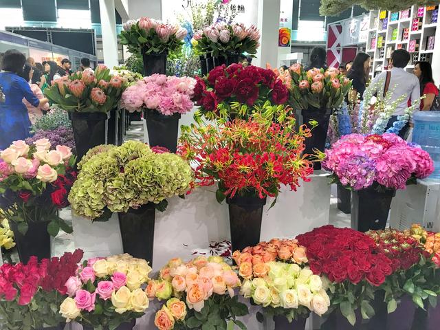 花藝師淺談花藝設(shè)計潮流趨勢